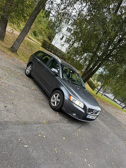 Volvo V50 2012 photo 3