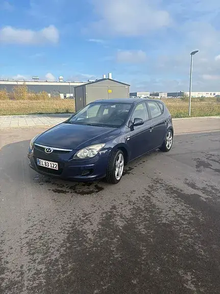 Hyundai I30 2010 photo 2