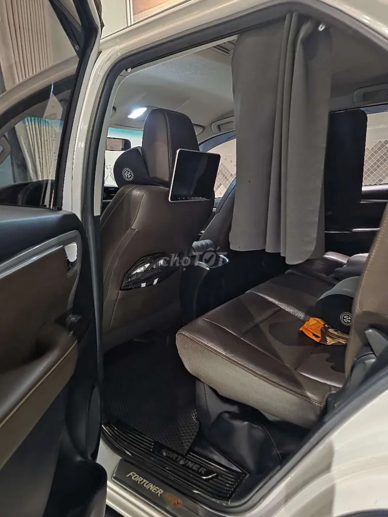 Toyota Fortuner 2017 photo 4