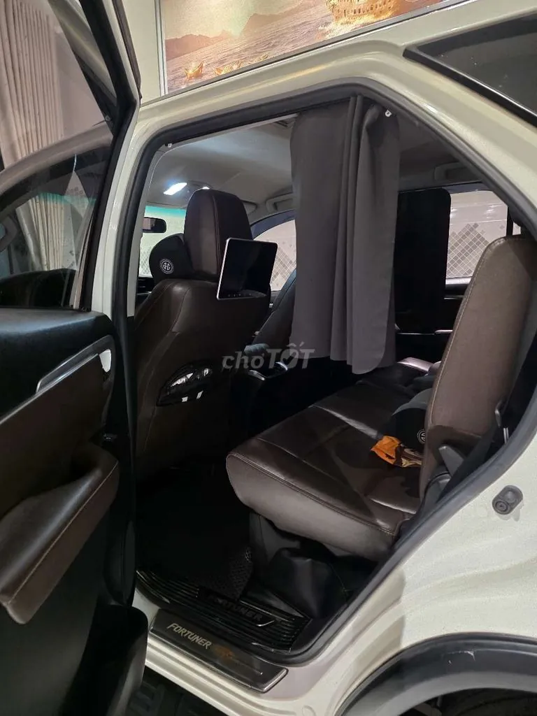 Toyota Fortuner 2017 photo 3
