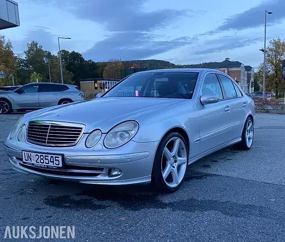 Mercedes-Benz E220 D