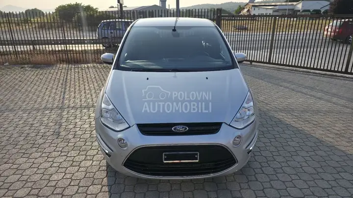Ford S-Max 2011 photo 2