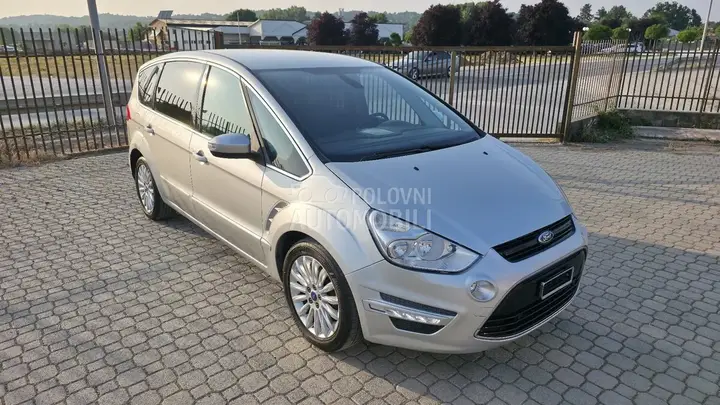 Ford S-Max