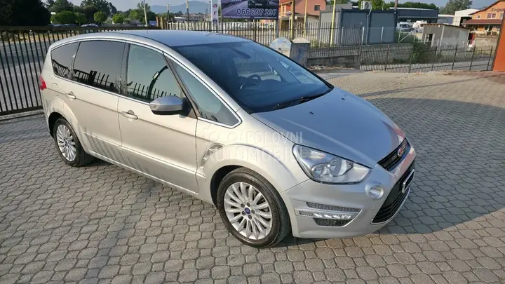 Ford S-Max 2011 photo 4
