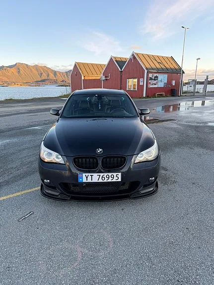 BMW 545I