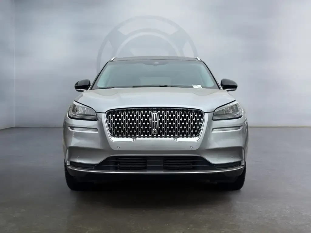 Lincoln Corsair 2022 photo 2