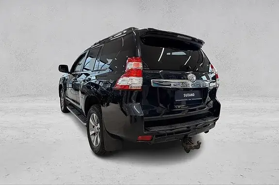 Toyota Land Cruiser 2016 photo 3