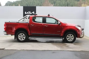 Holden Colorado 2013 photo 3