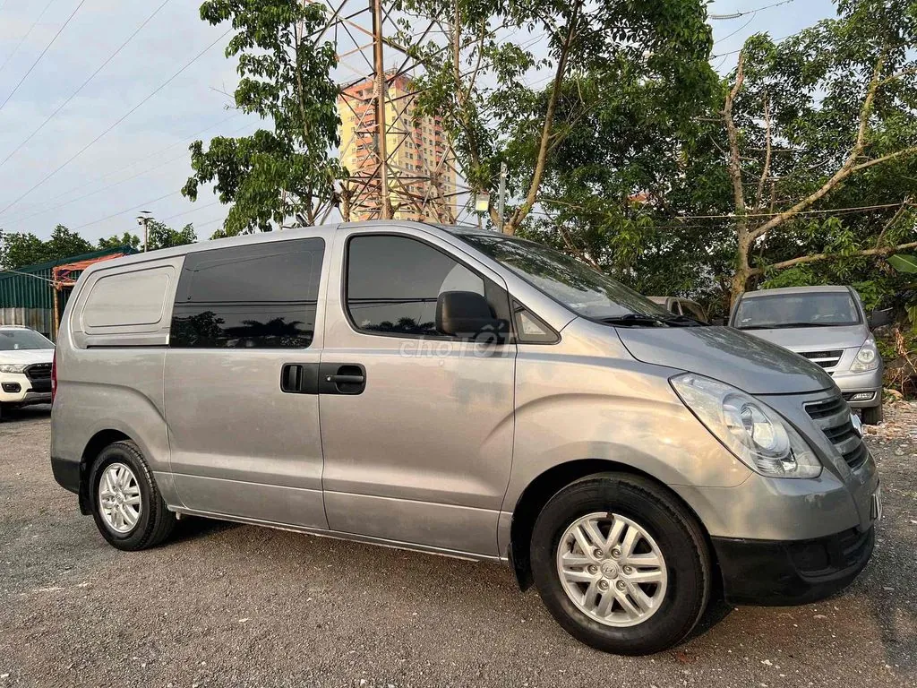 Hyundai Starex 2016 photo 3