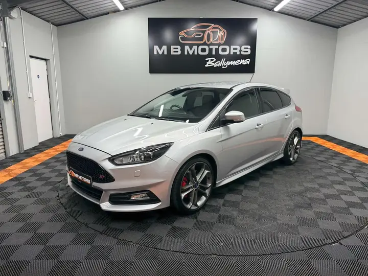Ford Focus 2018 photo 3