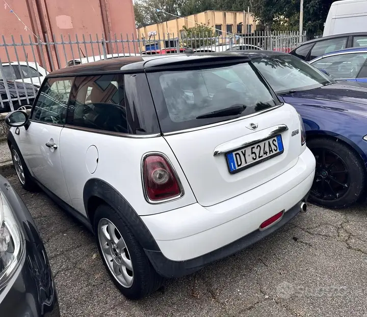 Mini Cooper 2009 photo 2