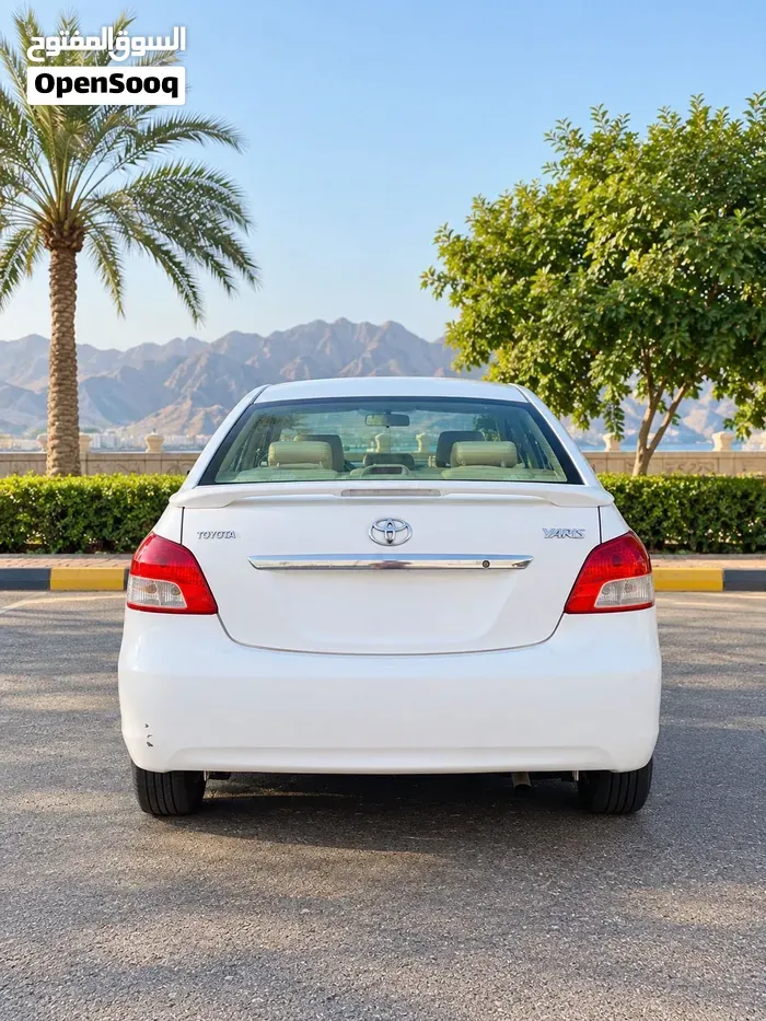 Toyota Yaris 2008 photo 2