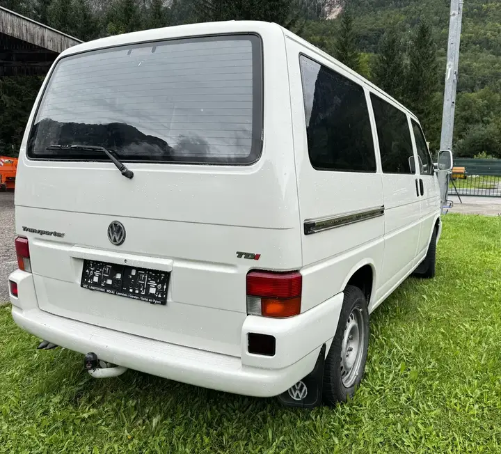 Volkswagen T4 2002 photo 3