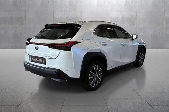 Lexus Ux300E 2022 photo 5