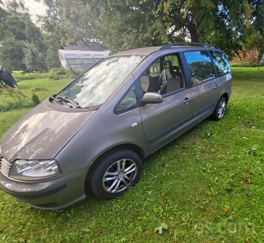 Seat Alhambra 2006 photo 2