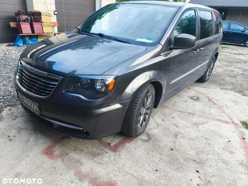 Chrysler Town & Country 2015 photo 4