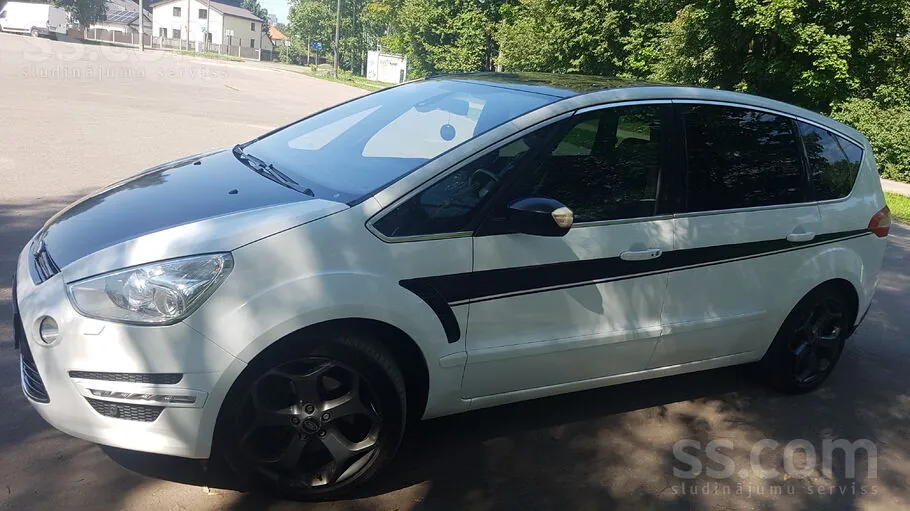 Ford S-Max