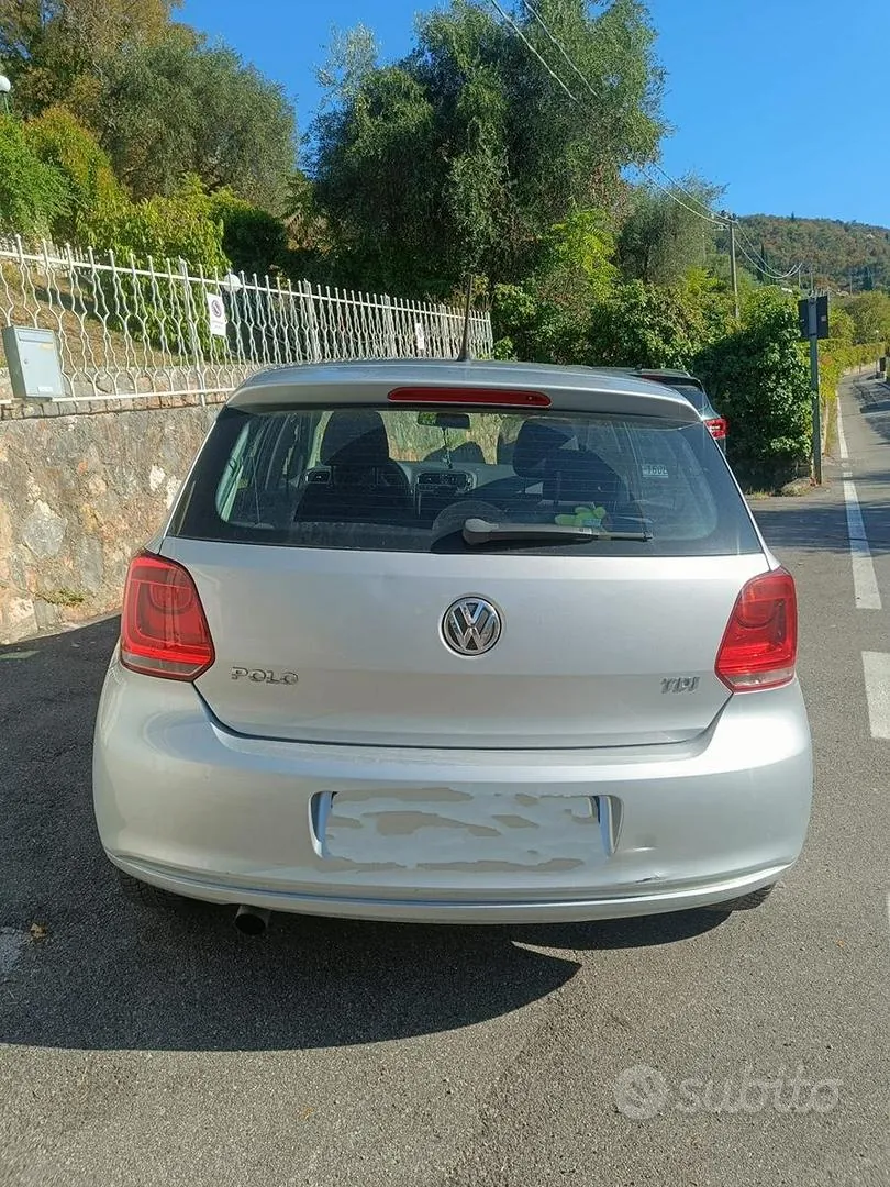 Volkswagen Polo 2011 photo 3