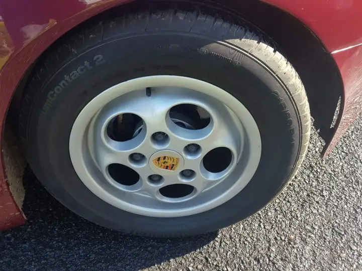 Porsche 944 1986 photo 2