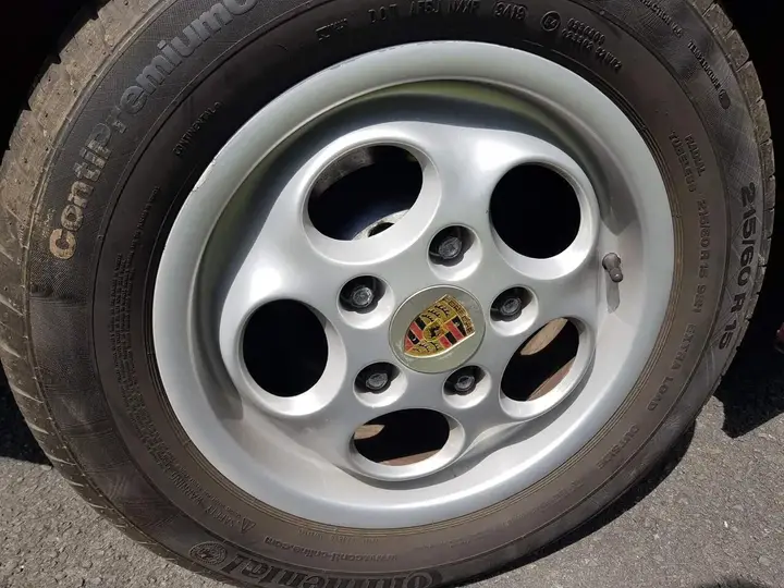 Porsche 944 1986 photo 4