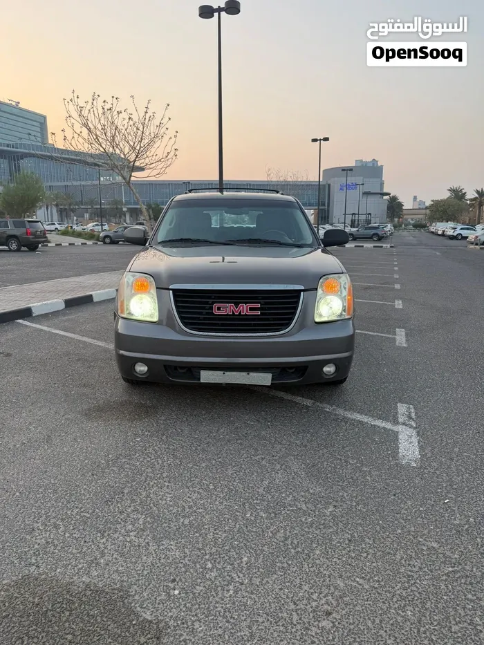 GMC Yukon 2011 photo 5