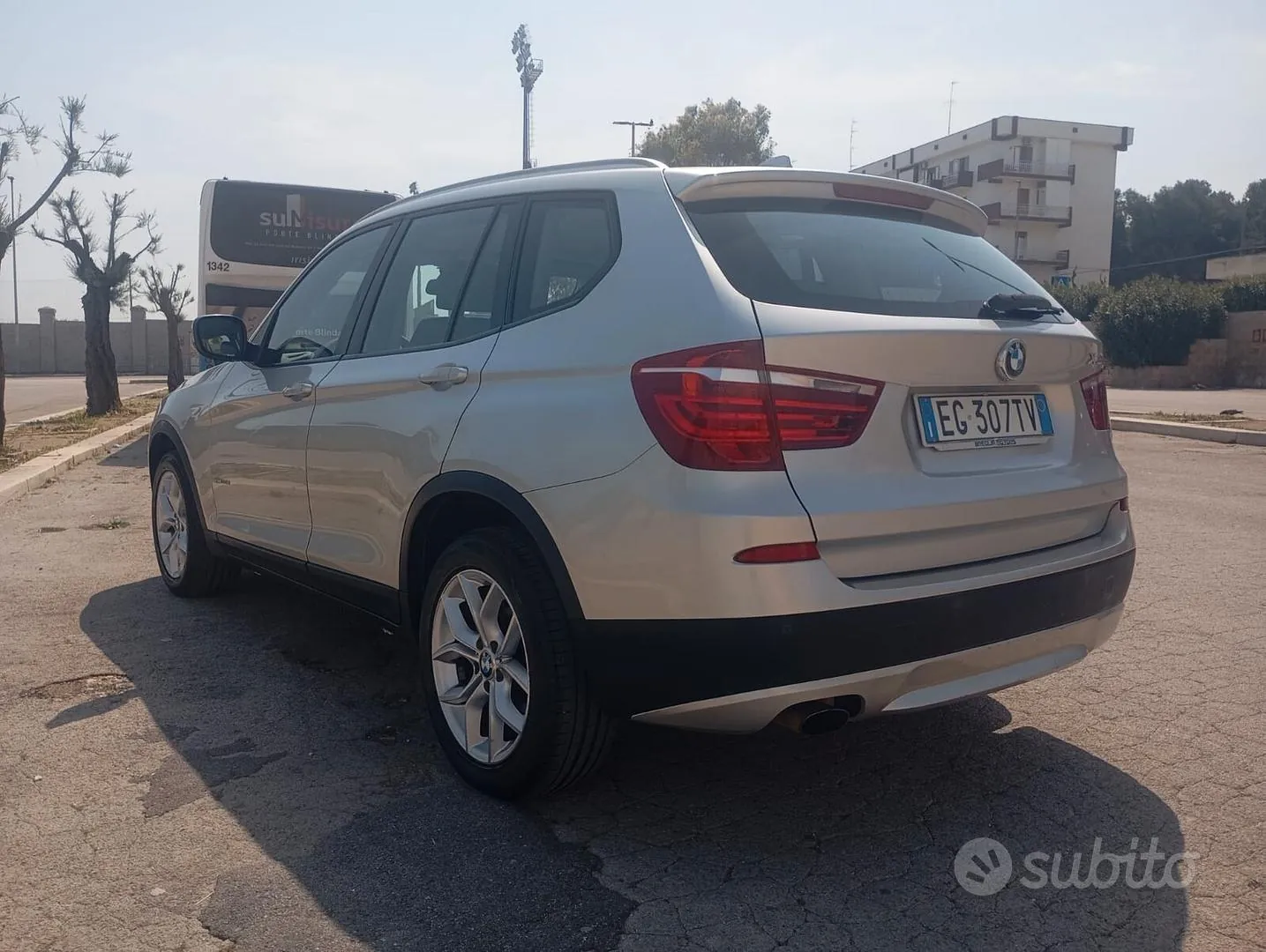 BMW X3 2011 photo 4
