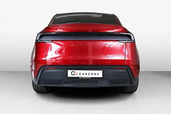 Tesla Model Y 2026 photo 5
