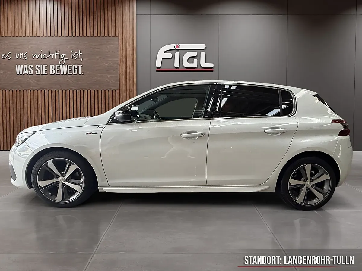Peugeot 308 2017 photo 2