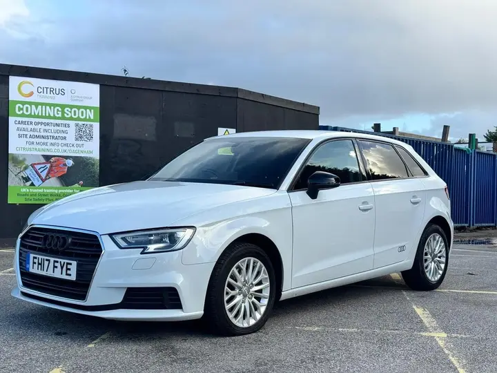 Audi A3 2017 photo 3