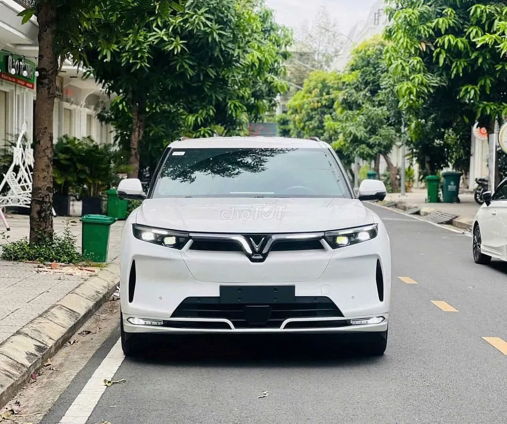 Vinfast Vf9