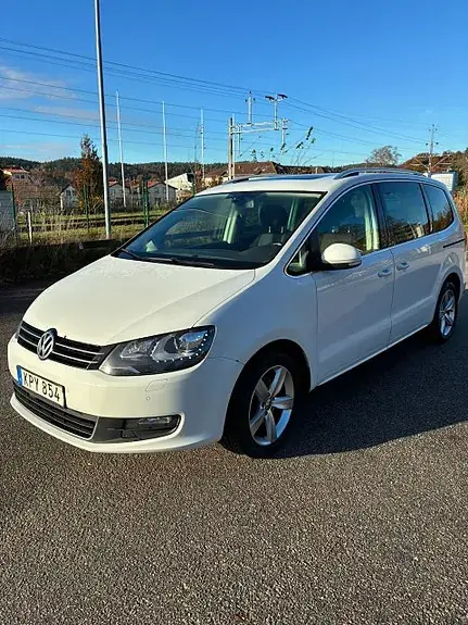 Volkswagen Sharan 2015 photo 2