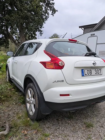 Nissan Juke 2010 photo 2