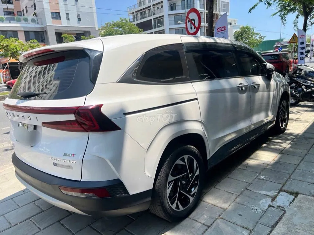Hyundai Custin 2023 photo 2