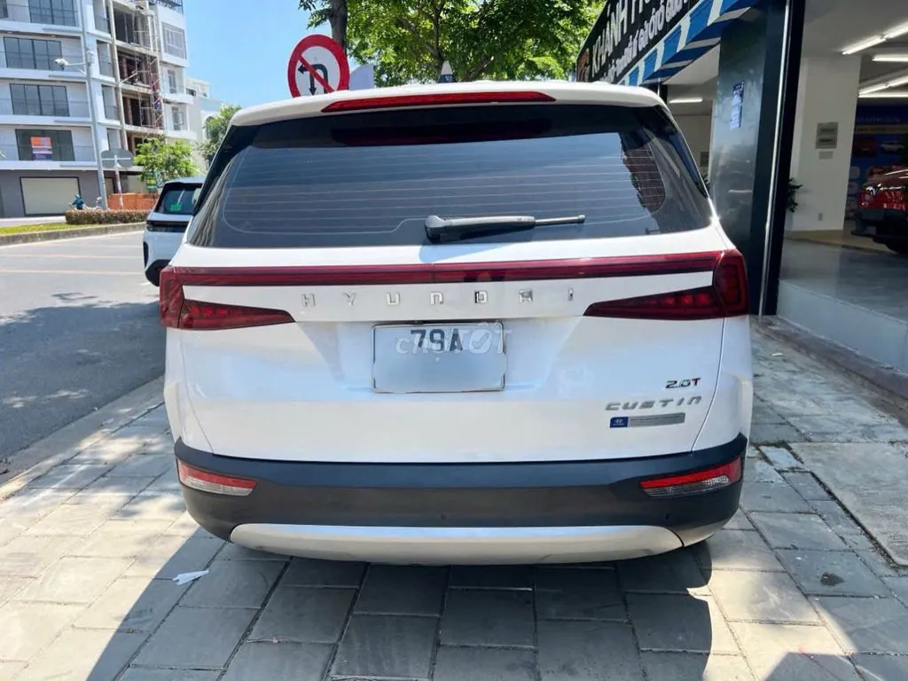 Hyundai Custin 2023 photo 4