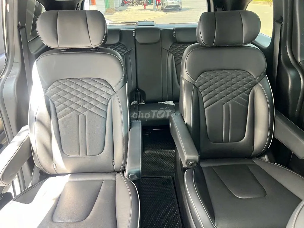 Hyundai Custin 2023 photo 3
