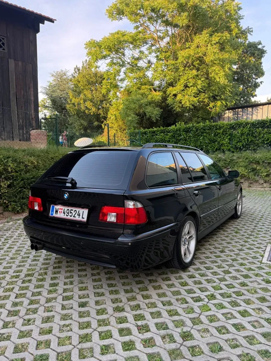 BMW 5 Series 2002 photo 3