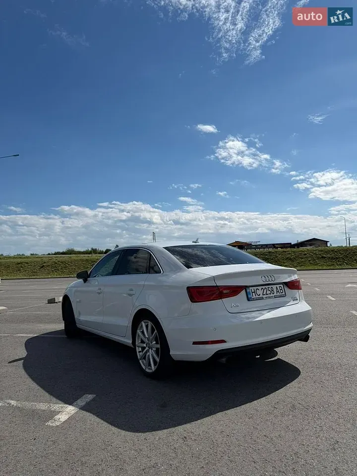 Audi A3 2015 photo 5