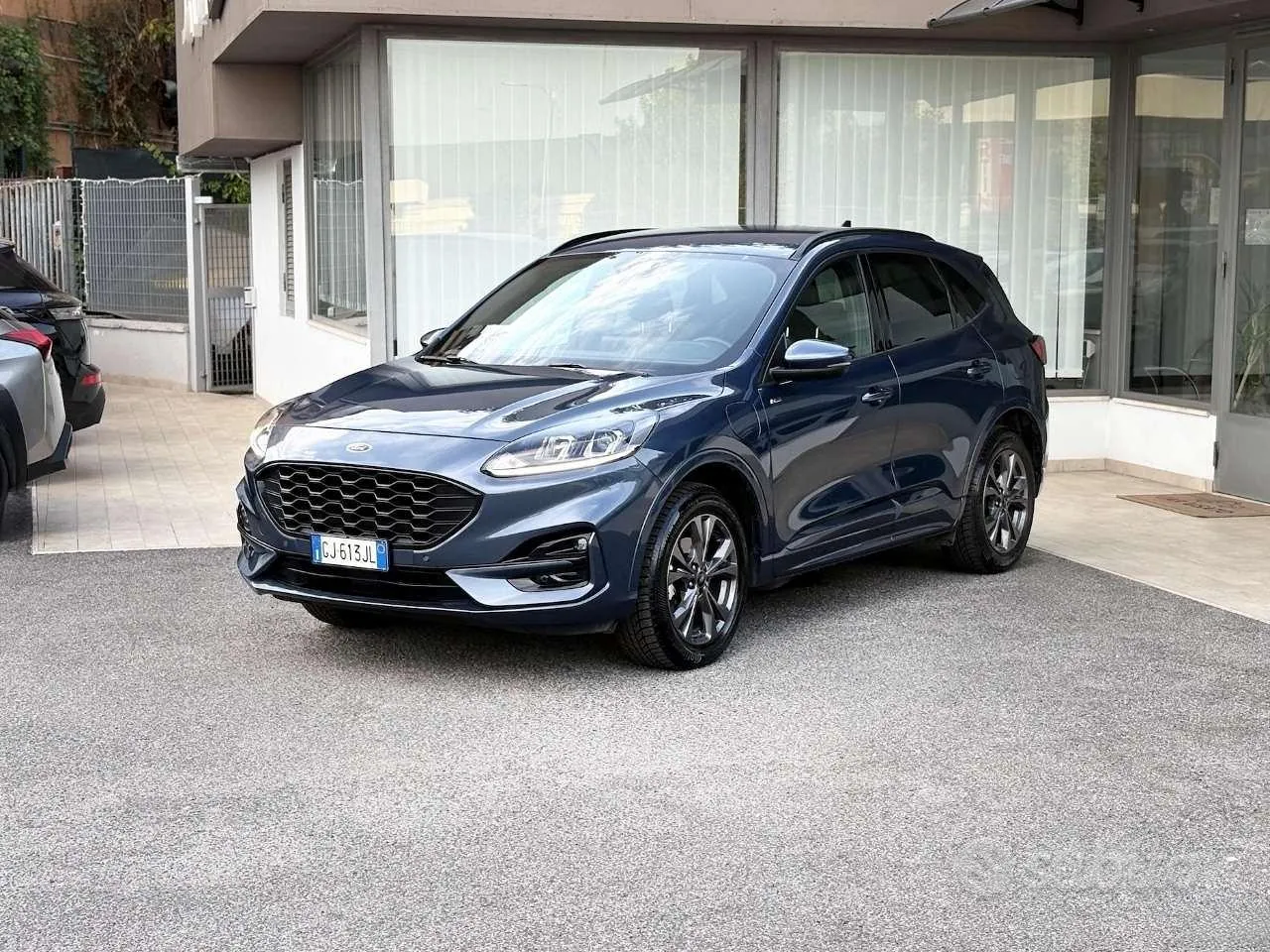Ford Kuga 2022 photo 3
