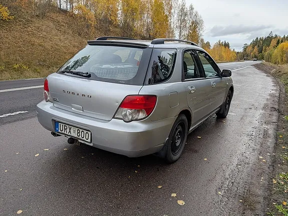 Subaru Impreza 2004 photo 2
