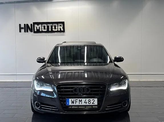 Audi A8 2013 photo 4