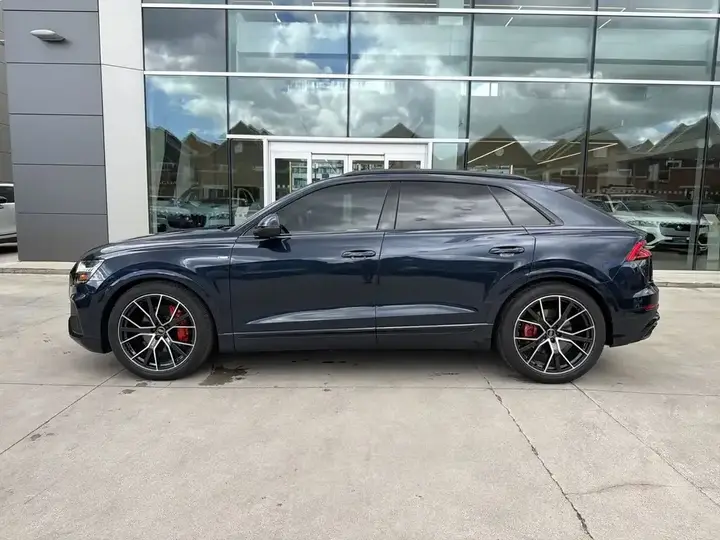 Audi Q8 2023 photo 5