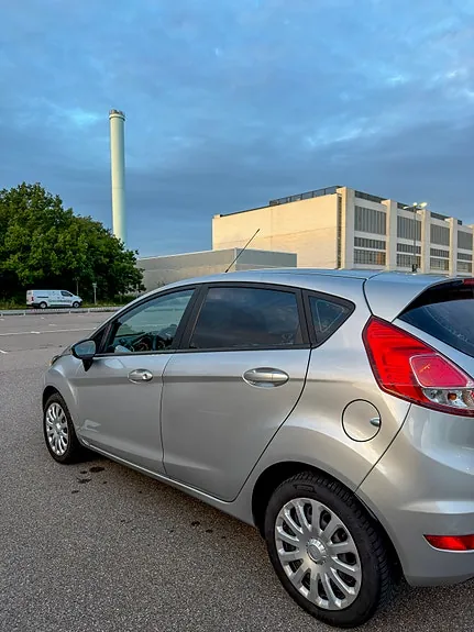 Ford Fiesta 2016 photo 3