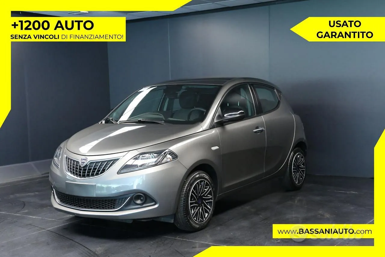 Lancia Ypsilon
