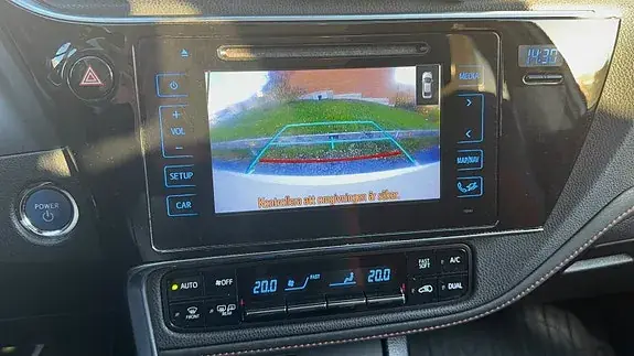 Toyota Auris 2016 photo 5