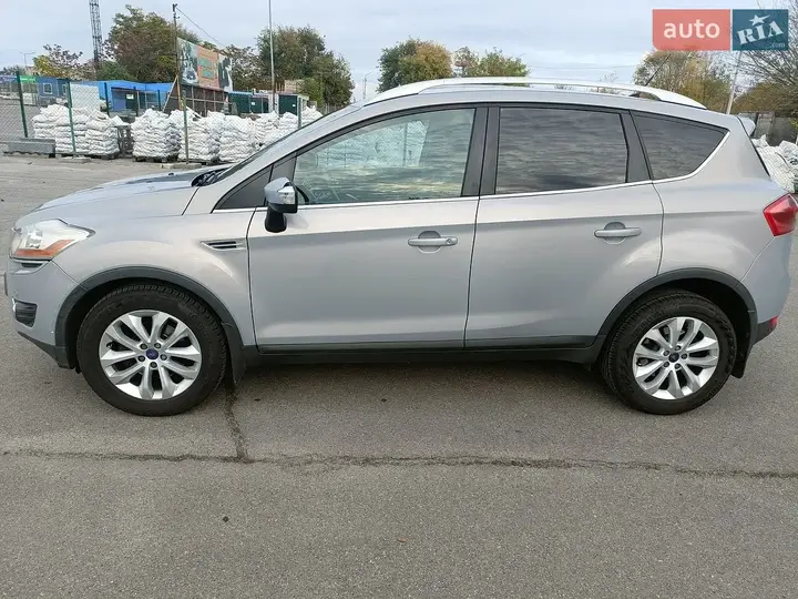 Ford Kuga 2011 photo 3