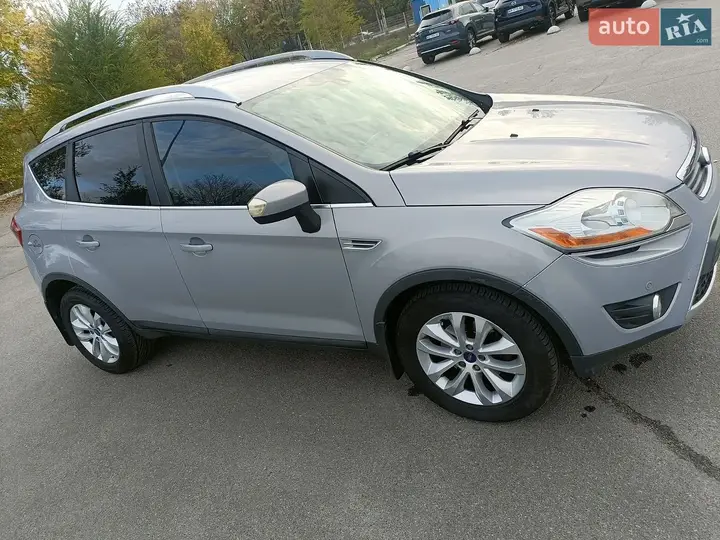 Ford Kuga 2011 photo 5