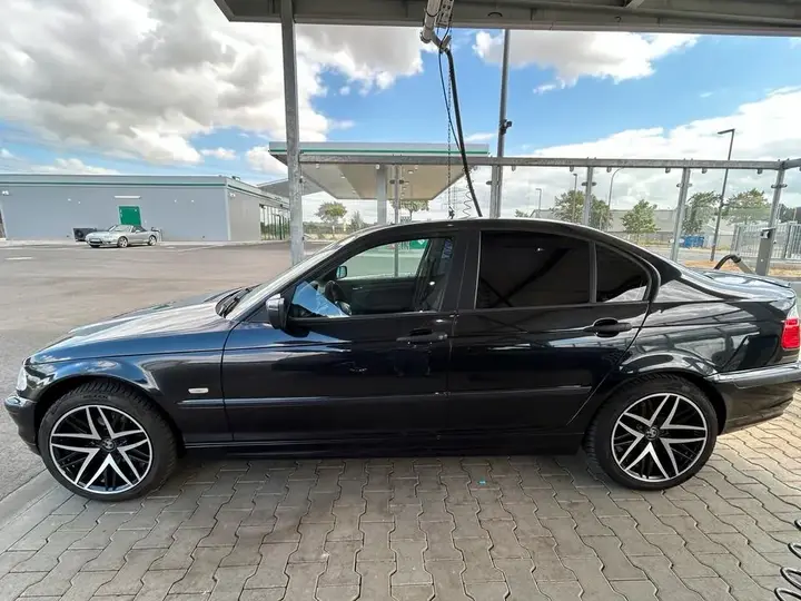 BMW 316I