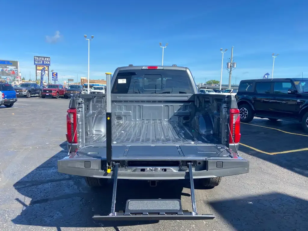 Ford F-150 2026 photo 5
