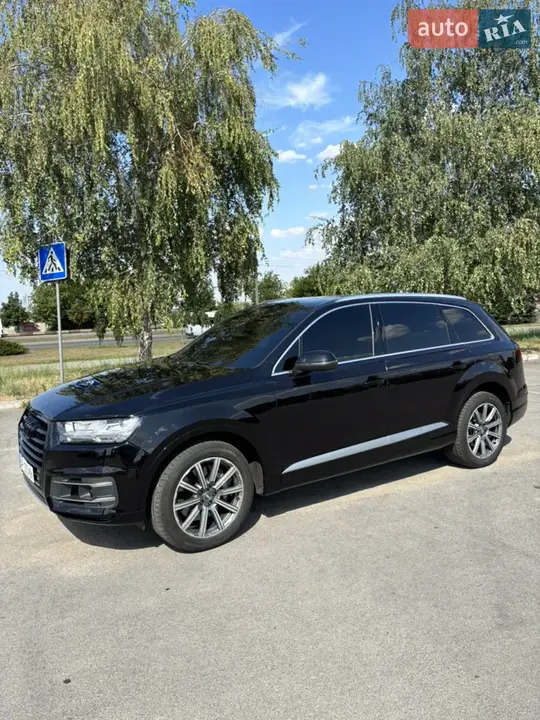 Audi Q7 2018 photo 4