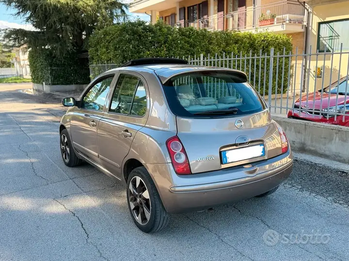 Nissan Micra 2006 photo 4